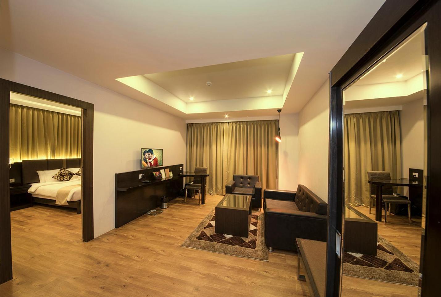 Hotel The Fern Residency Kolkata